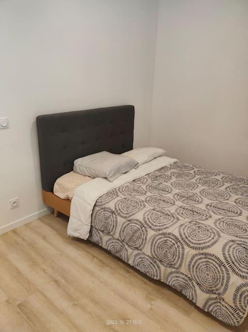 Logement Complet A Villeurbanne Bagian luar foto